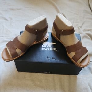 Sorel Women's Tan Leather Sandals